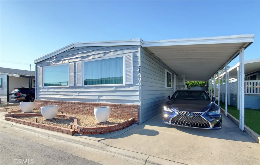 15300 MAGNOLIA 71