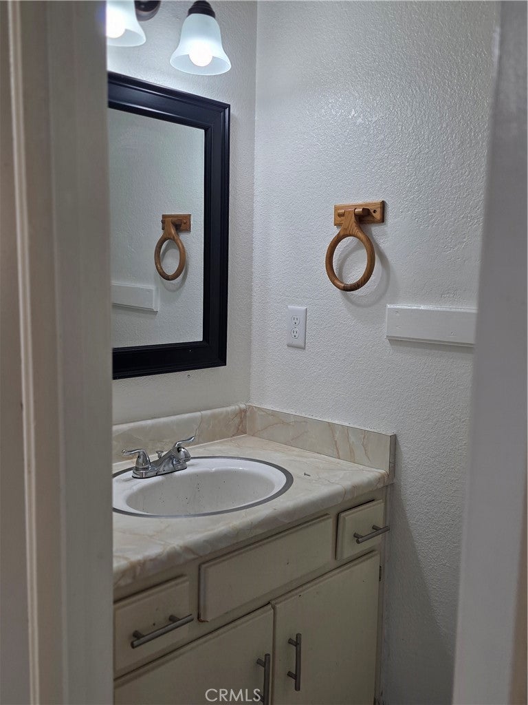 1428 Vine Circle
