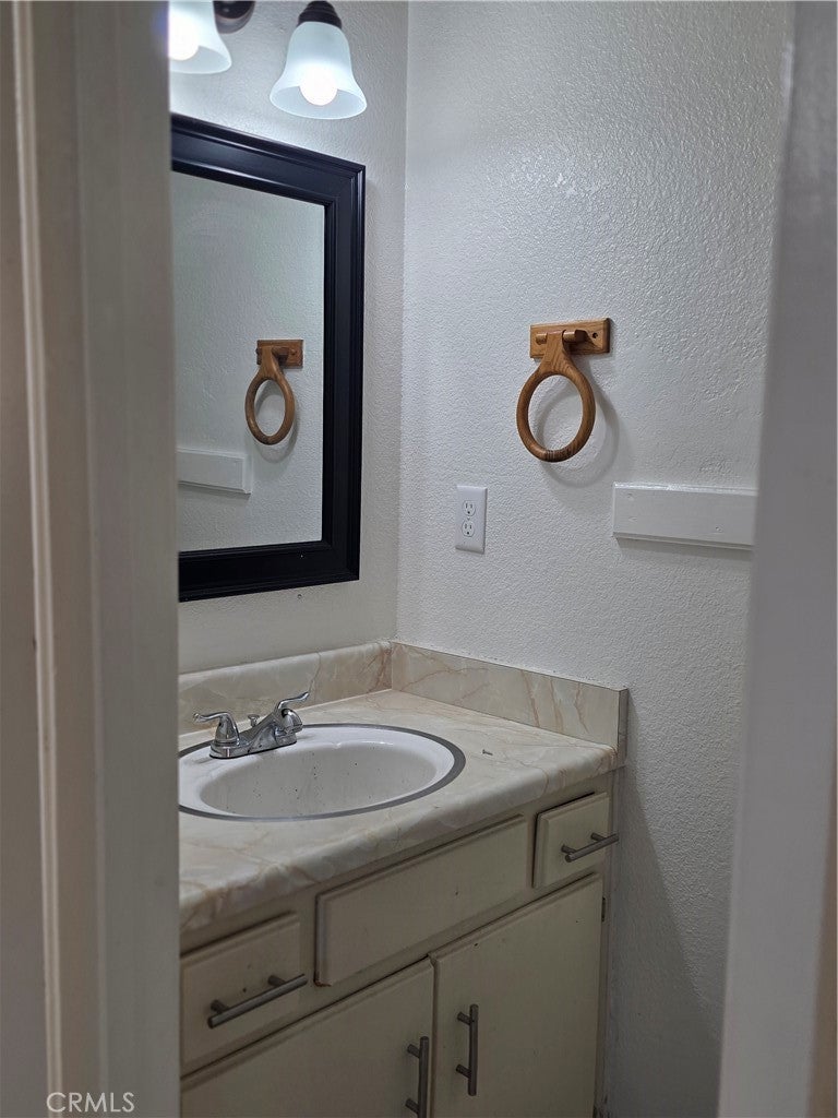 1428 Vine Circle