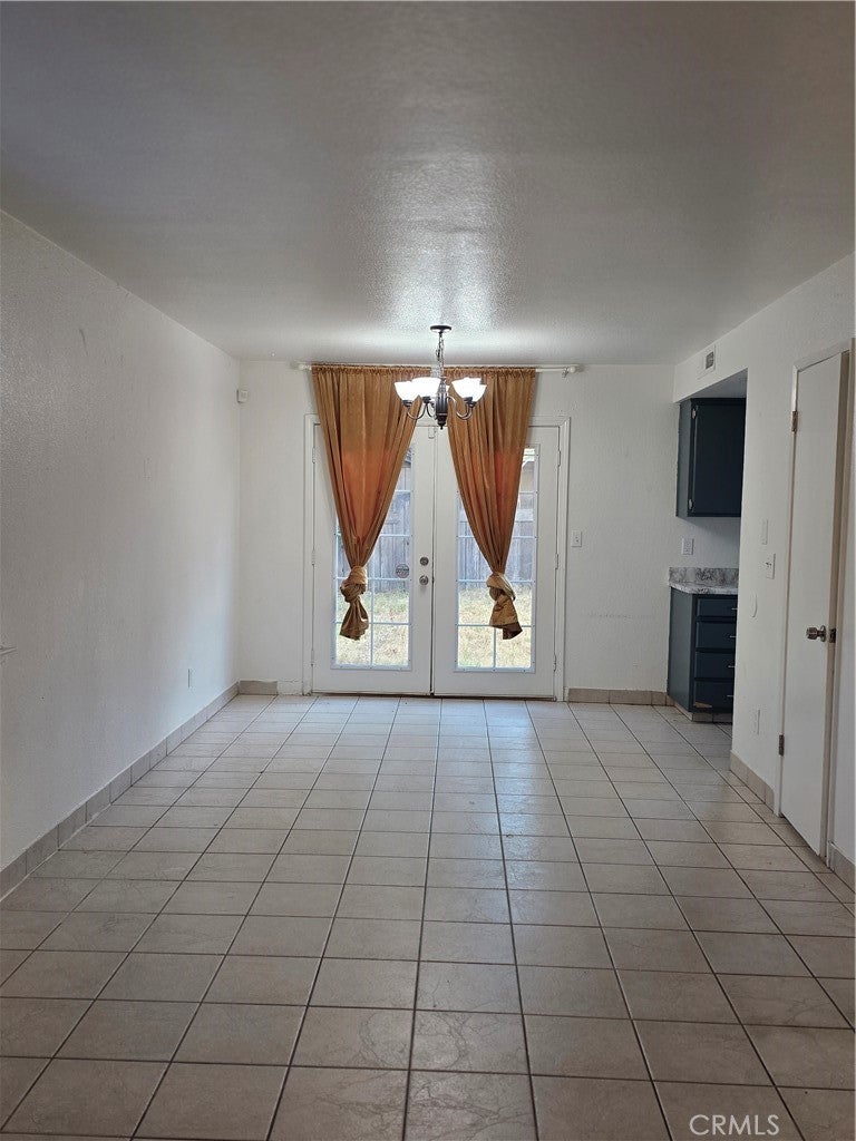 1428 Vine Circle