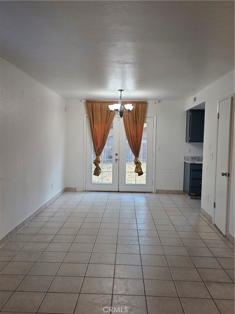 1428 Vine Circle