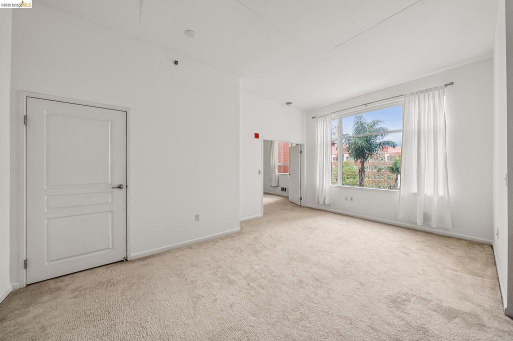 5855 Horton Street 613