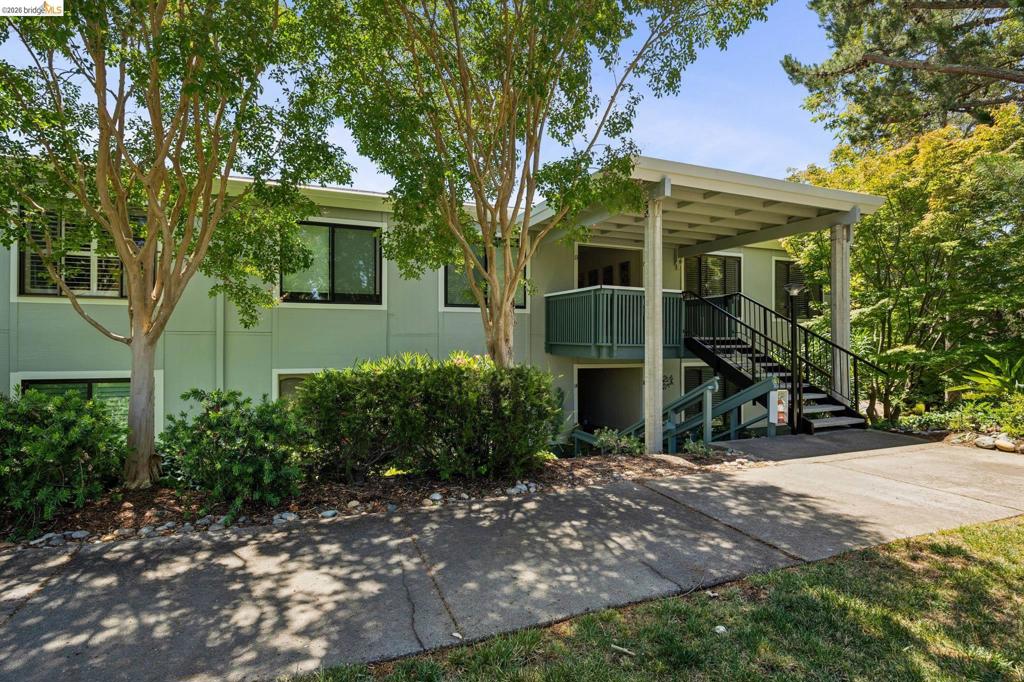 2925 Golden Rain Rd 14