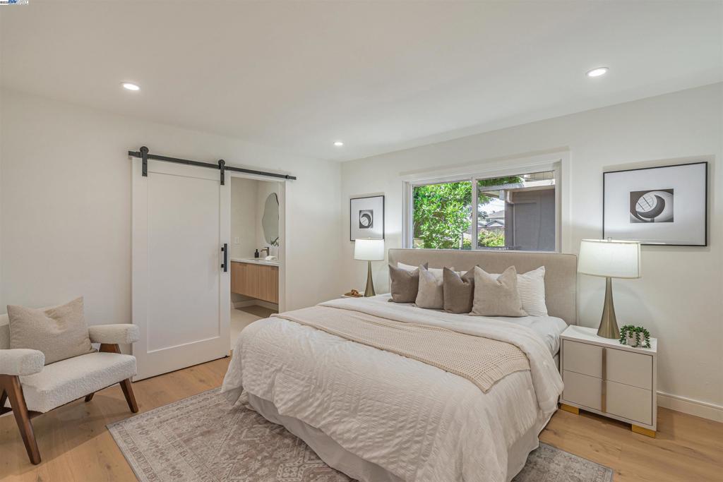 CASTRO VALLEY - Residential