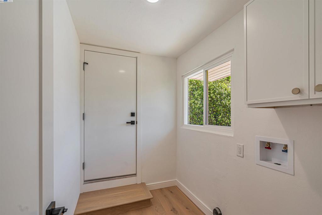 CASTRO VALLEY - Residential