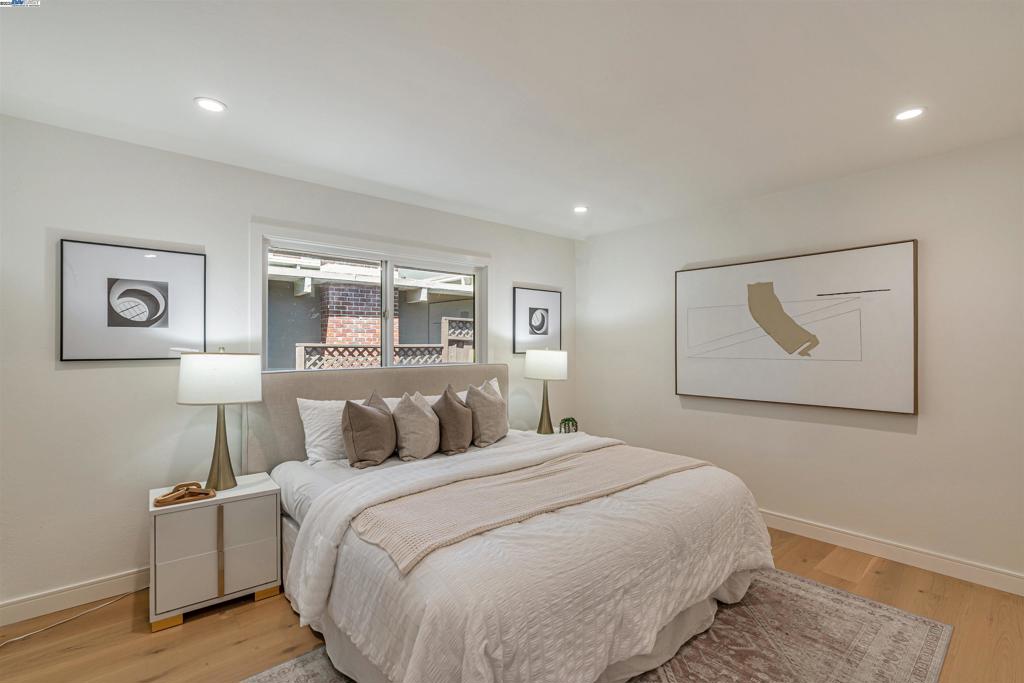 CASTRO VALLEY - Residential