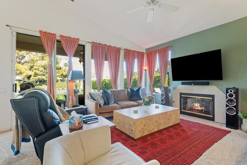 29438 W Laguna Drive