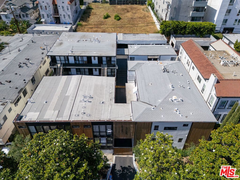 listing image 130725076329069934619