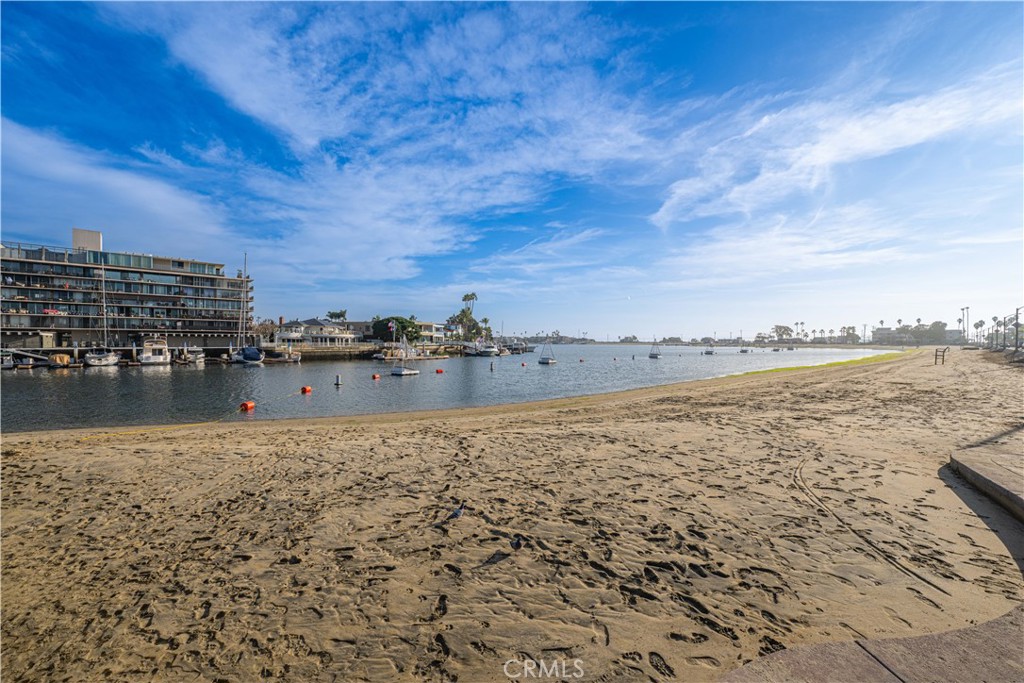 Belmont Shore (BSD) - Residential Income