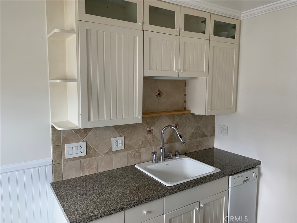 4401 E Division Street