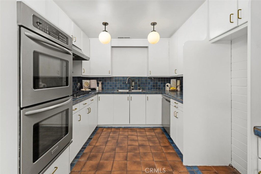 444 Oneida Drive
