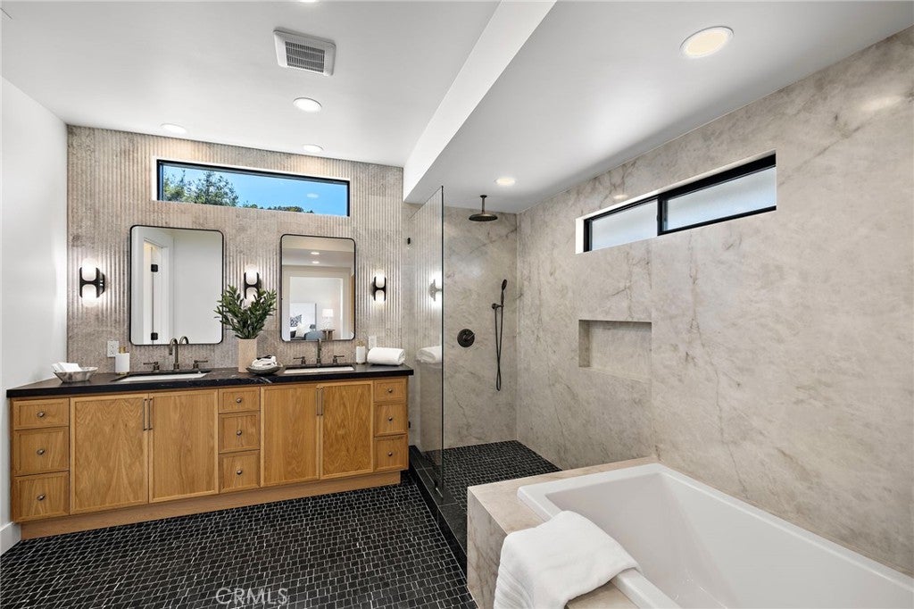 1700 Port Ashley, Newport Beach CA 92660 - Photo 29