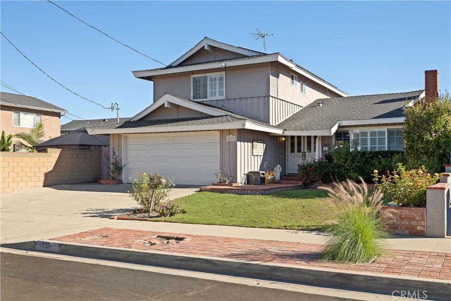 Welcome to 813 Statler Street, a spacious and well-appointed residence conveniently located in one of the most sought-after areas in San Pedro. This charming home, built in 1966, offers expansive square footage and sits on a generous 7,986?sq ft lot. The home features 5 bedrooms and 4 bathrooms as well as a detached guest house providing flexibility for guests, or home office setups. With its traditional architecture and contemporary styling, the interior offers a comfortable and functional layout with many upgrades throughout. There is an attached 2 car garage. The sizable lot provides flexibility for outdoor use, landscaping, and expansion. Enjoy the many pleasant community amenities, easy access to local shops and services, and nearby schools, including Taper Elementary, Dodson Middle, and San Pedro High, as well as golf courses, coastal access, hiking trails, and scenic view vantage points.