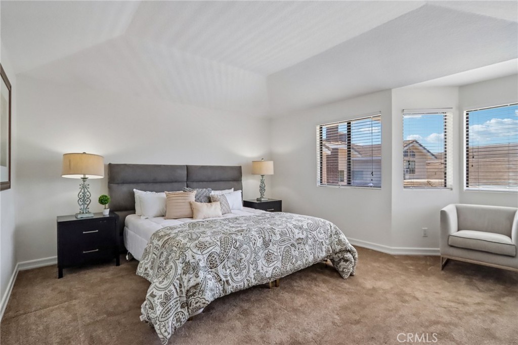 43 Cedarlake 88, Irvine CA 92614 - Photo 14