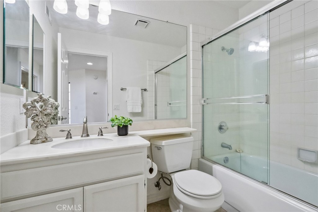 43 Cedarlake 88, Irvine CA 92614 - Photo 17