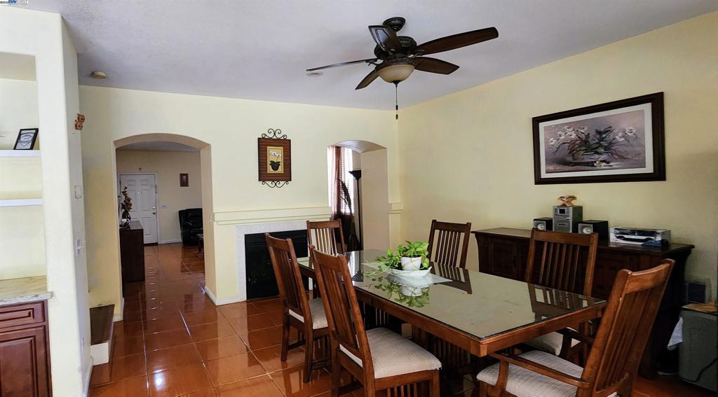 WESTON RANCH - Residential