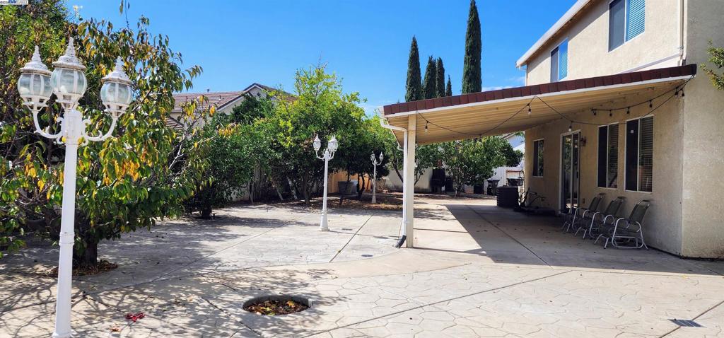 WESTON RANCH - Residential