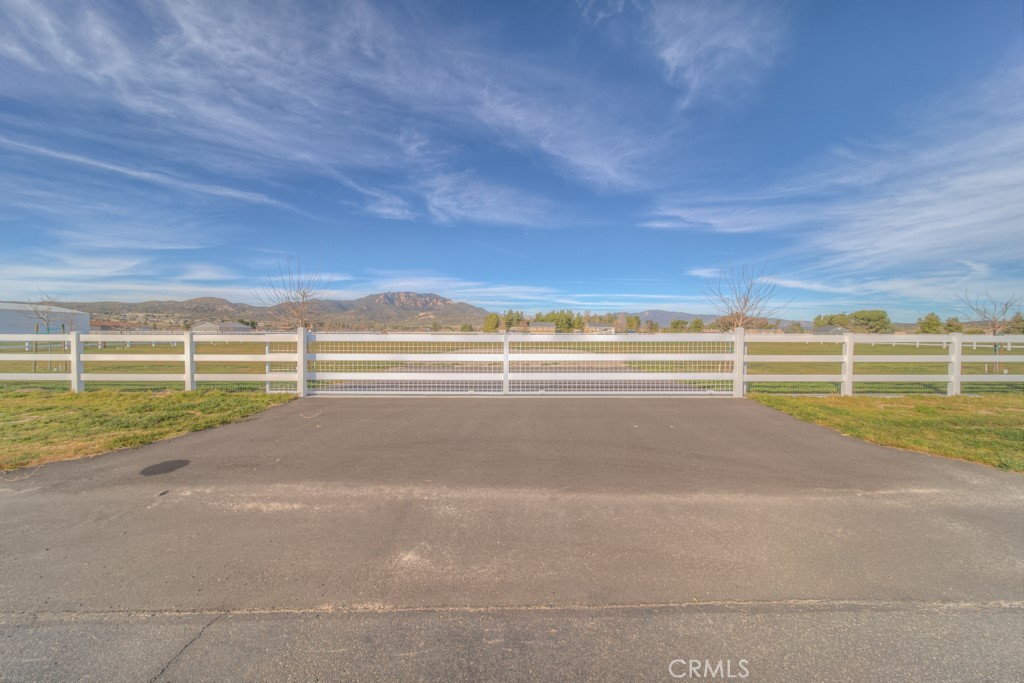 330 Sky Harbor Way