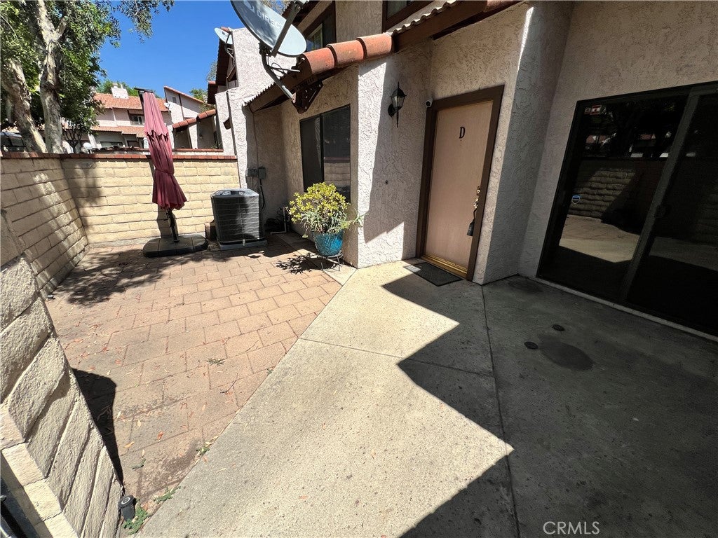 922 N Redding D
