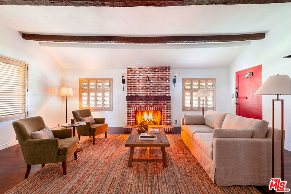 2008 S Bedford Street