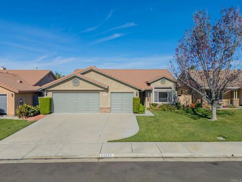 22929 Via Santana Nuevo CA 92567