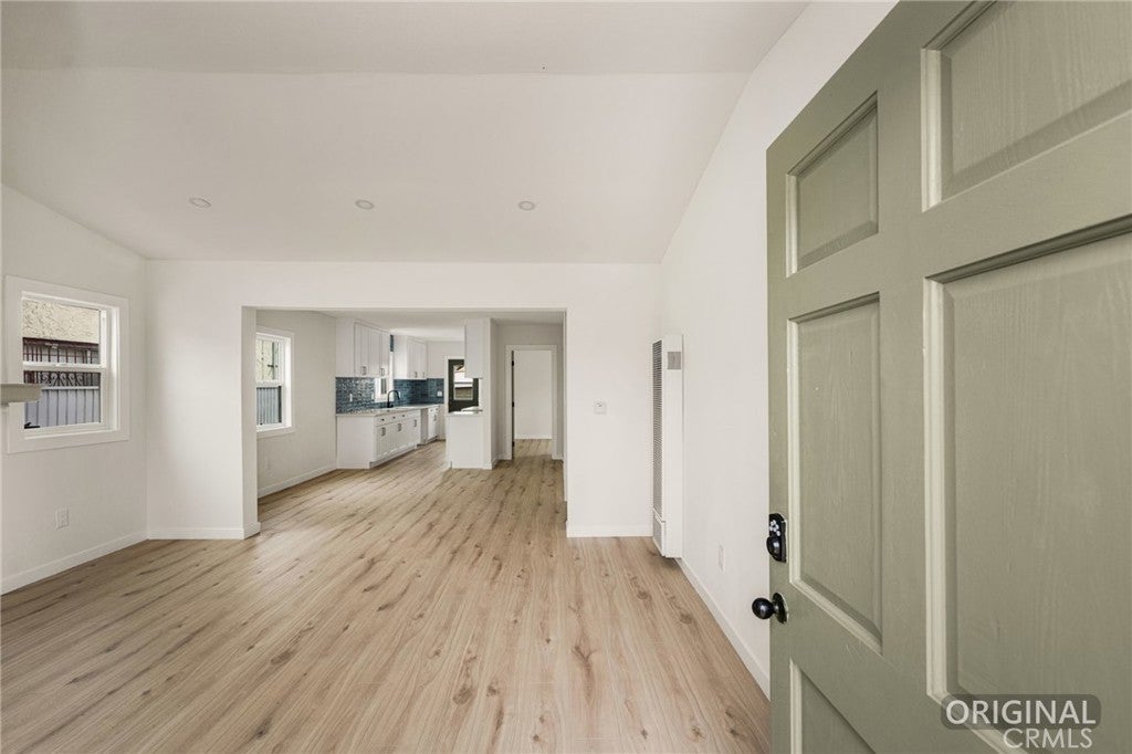 2065 W 65th
