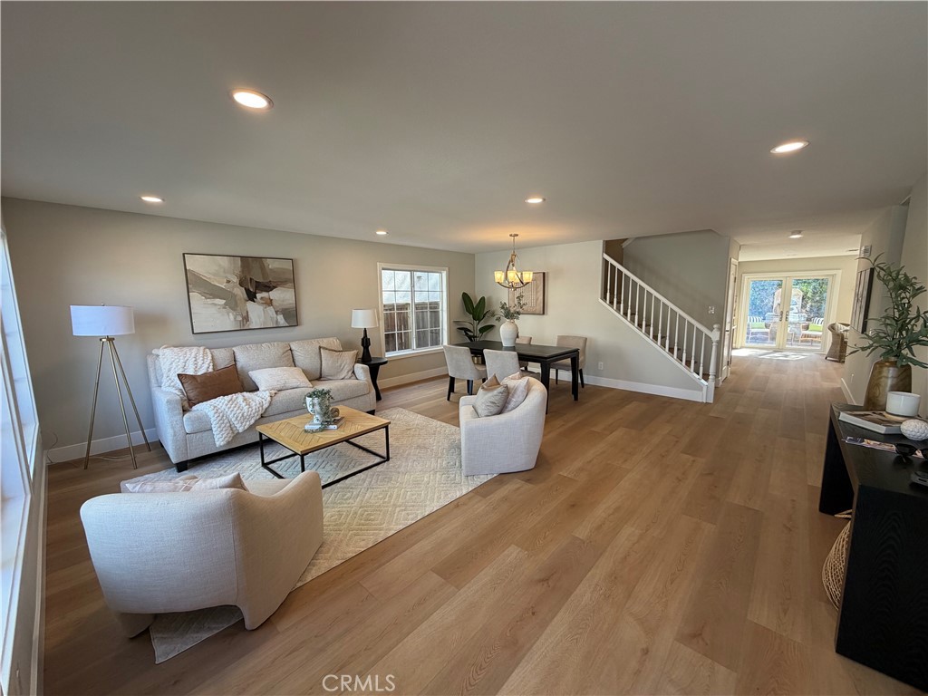 6 Hemingway Court