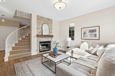 Photo of 47 Summer Hill Court Ct, Danville, CA 94526 (MLS # 41147381)