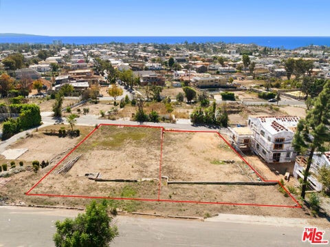 Photo of 14912 Mc Kendree Avenue, Pacific Palisades, CA 90272 (MLS # 26998313)