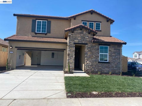 Photo of 1509 Adelsheim Ave AVE, Manteca, CA 95337 (MLS # 41139098)