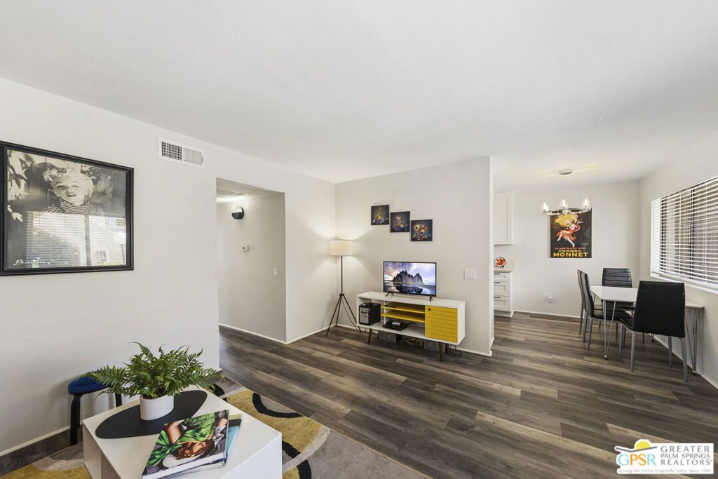 Photo of 449 E Bradshaw Lane #31, Palm Springs, CA 92262 (MLS # 26664253PS)