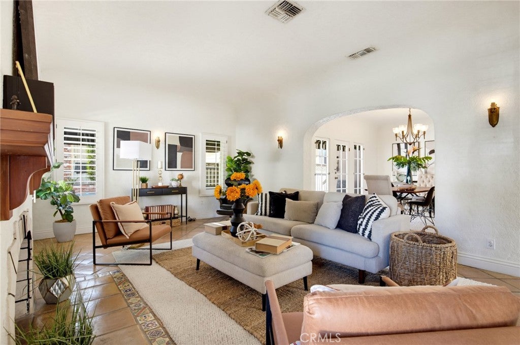 1304 Carmen Drive