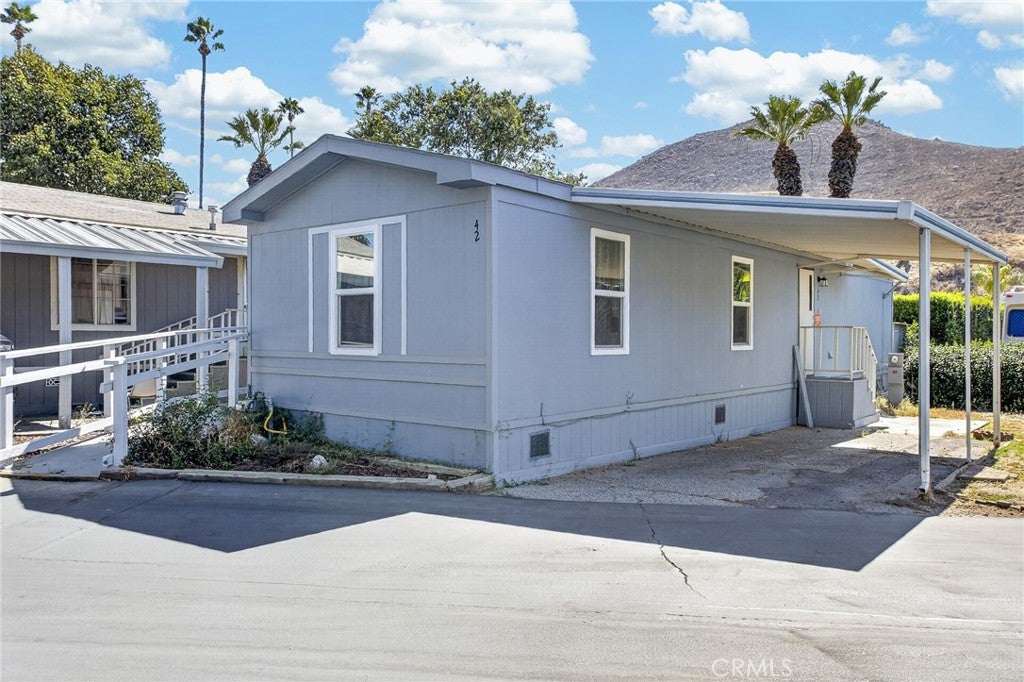 2751 Reche Canyon 42