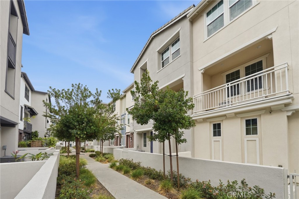 6971 Alderwood