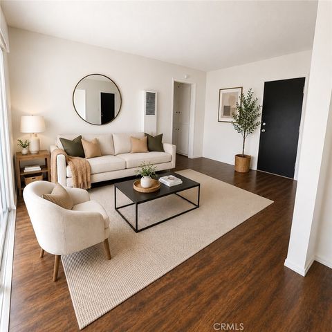 Photo of 218 E Hyde Park BLVD, Inglewood, CA 90302 (MLS # SR26112807)