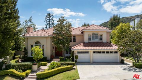 Photo of 2430 Ranchgrove Drive, Westlake Village, CA 91361 (MLS # 26834049)