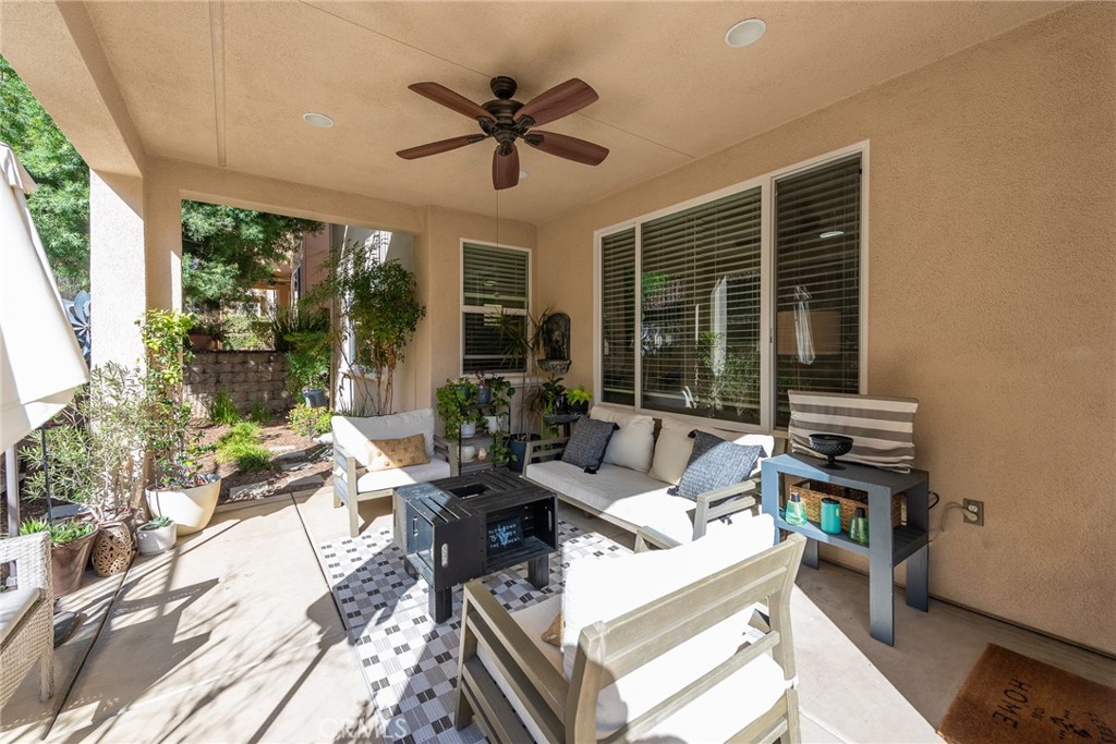 23811 Cahuilla Court