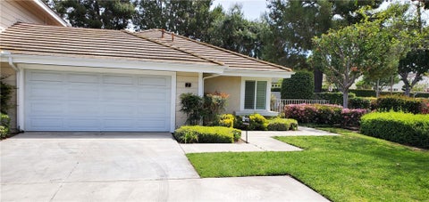 Photo of 2 Cedarlake #8, Irvine, CA 92614 (MLS # OC26232453)
