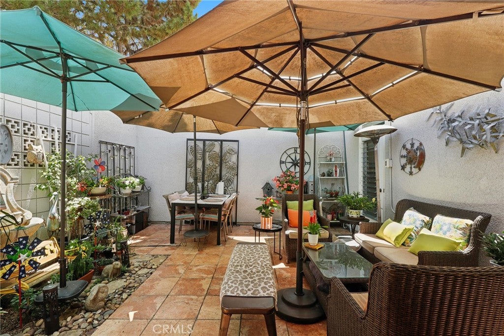 740 Avenida Majorca B