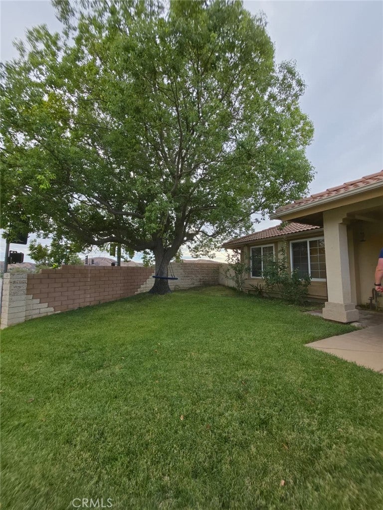 5504 N Mountain