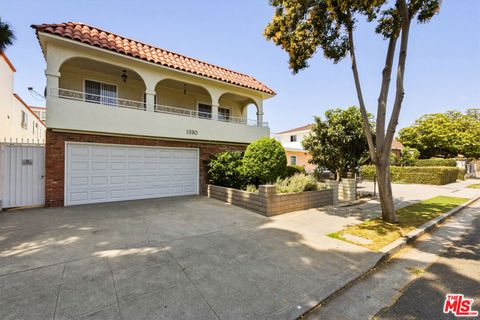 Photo of 1330 Yale Street #2, Santa Monica, CA 90404 (MLS # 26829687)