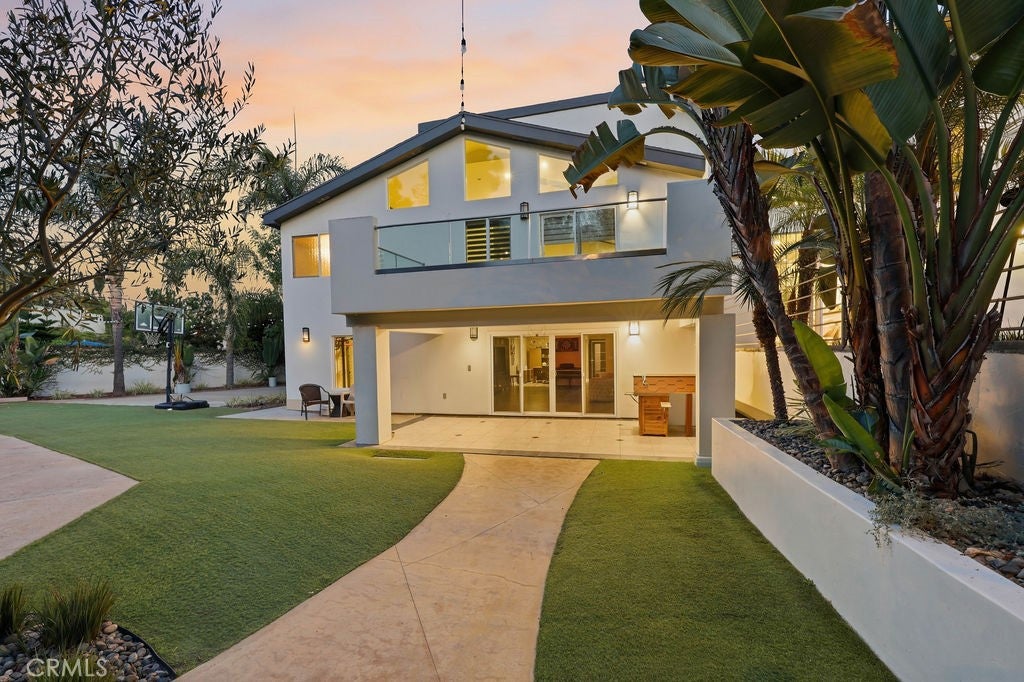 2259 Camino Rey