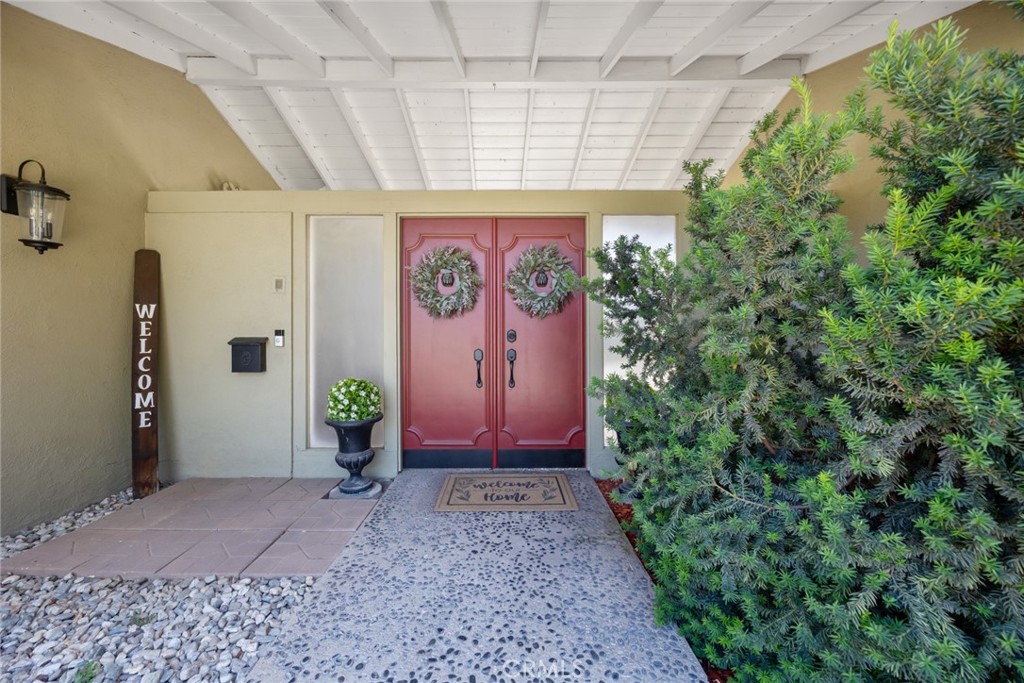 112 S Hacienda Avenue