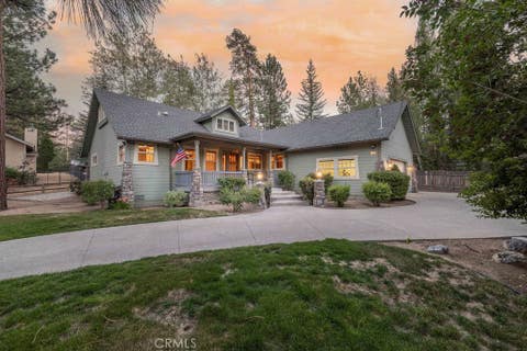 Photo of 155 Lodgepole PL, Big Bear Lake, CA 92315 (MLS # IG26163402)