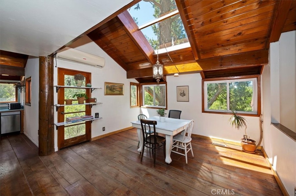 23228 Brookside