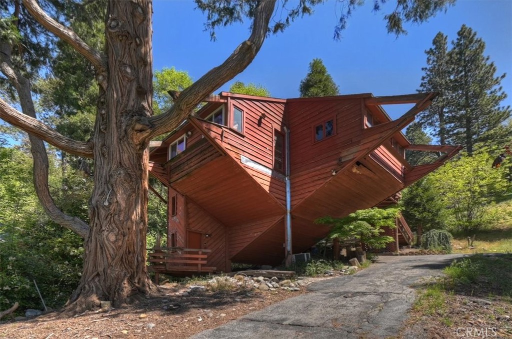 23228 Brookside