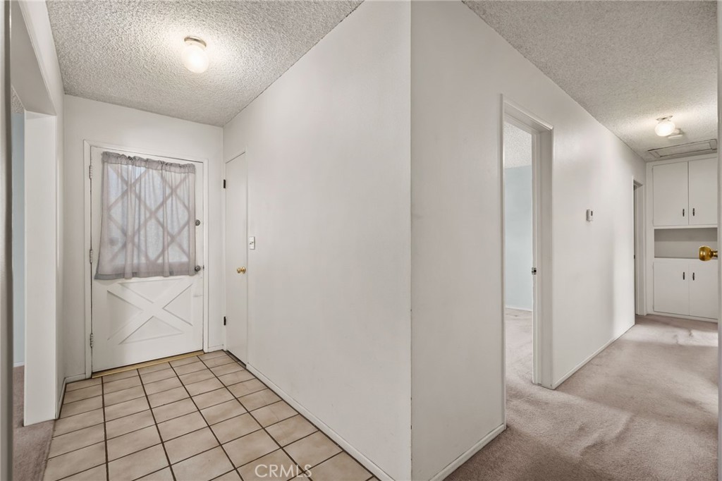 912 W Benwood