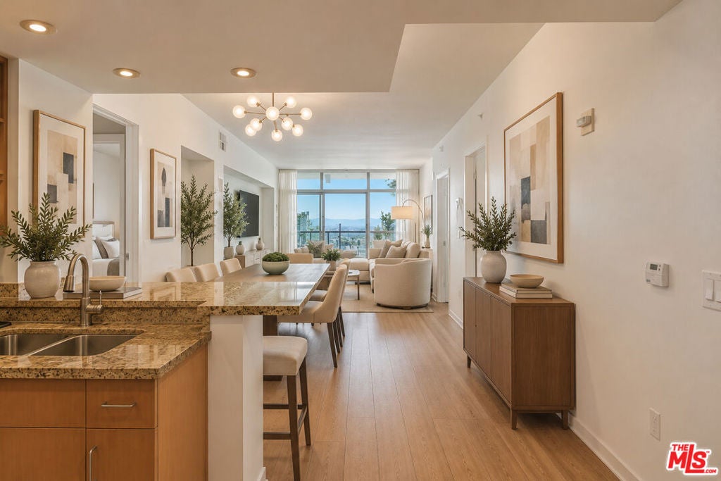 13700 Marina Pointe Drive 1411