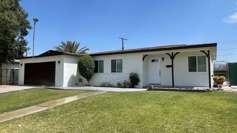 Photo of 81683 De Plata Avenue, Indio, CA 92201 (MLS # 219147249DA)