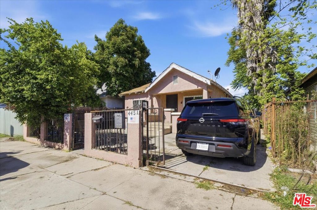 4451 Crocker Street